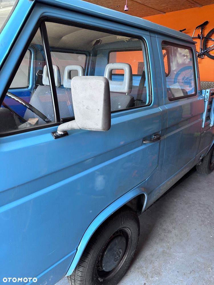 Volkswagen Transporter - 2