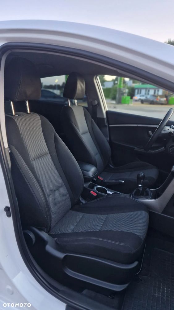Hyundai i30 - 16