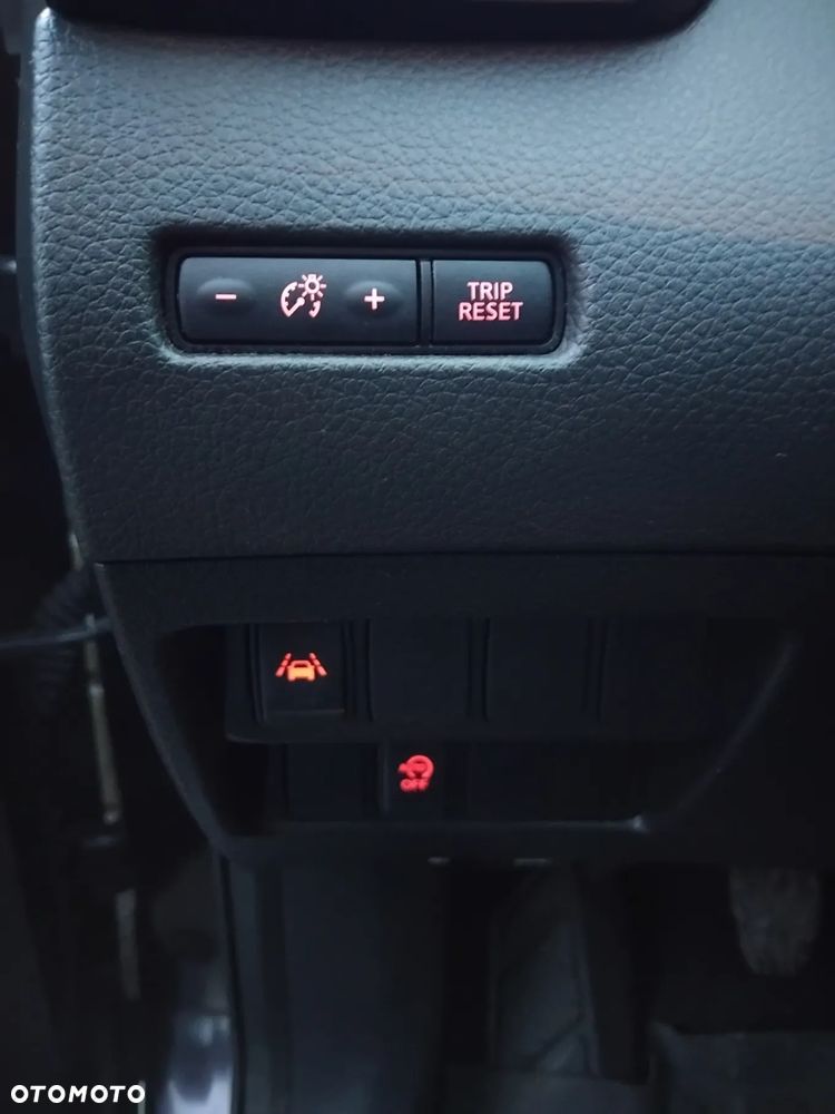 Nissan Qashqai 1.2 DIG-T N-Connecta - 15