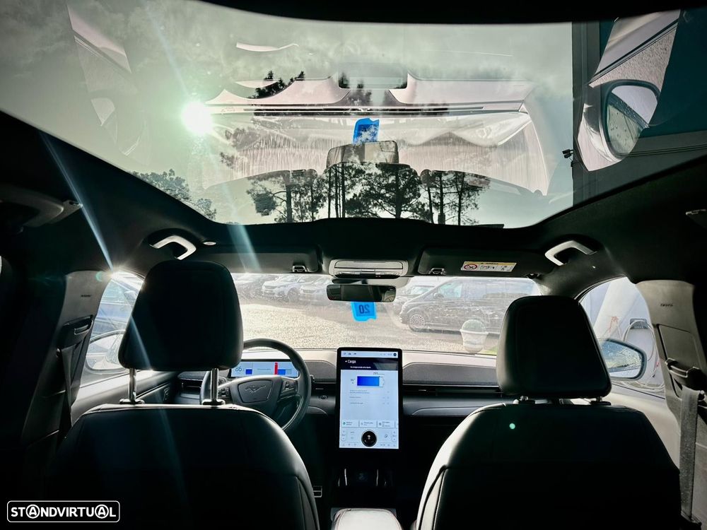 Ford Mustang Mach-E Premium AWD - 21