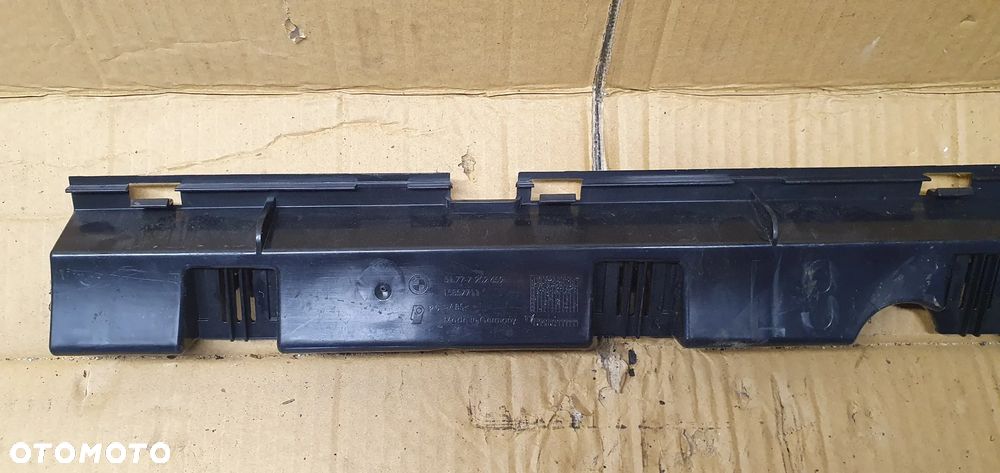 Ślizg mocowanie listwy progowej lewy BMW E90 E91 7202659 - 2
