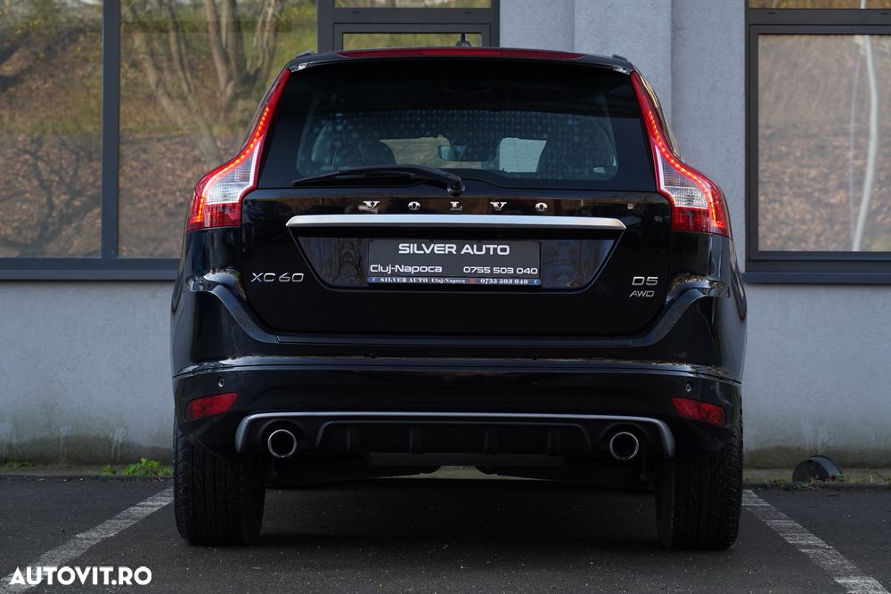 Volvo XC 60 D5 AWD Geartronic Summum - 14
