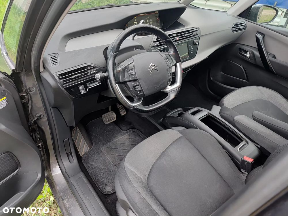 Citroën C4 Grand Picasso 1.6 THP Exclusive S&S EAT6 - 19