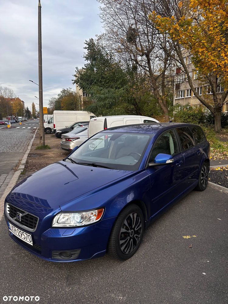 Volvo V50 2.0D Momentum - 1