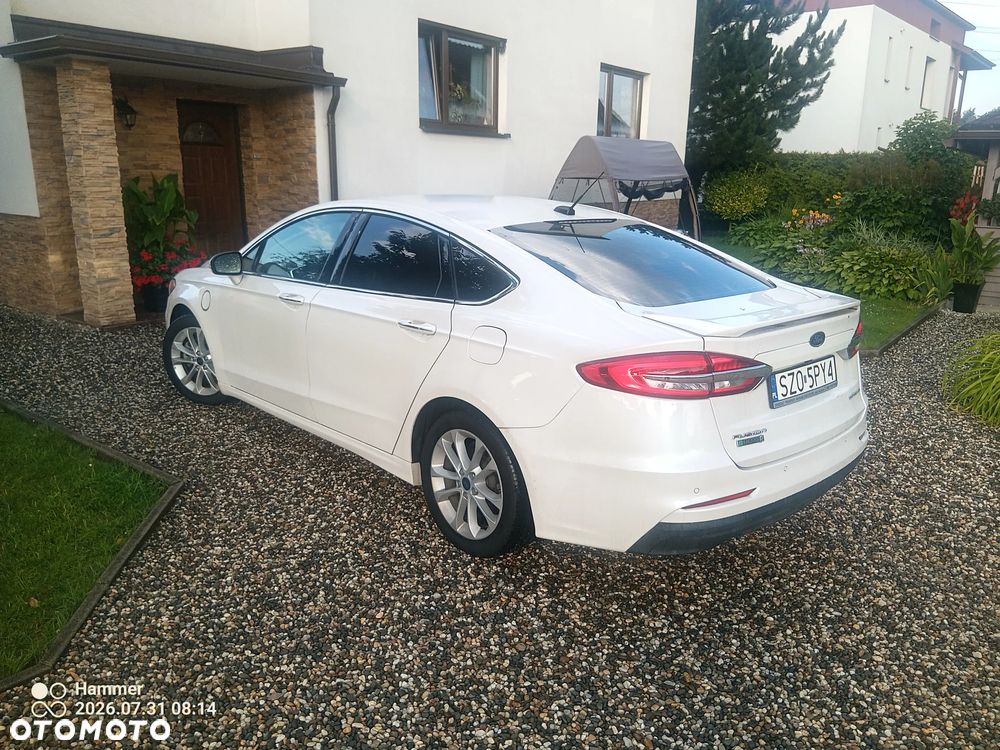 Ford Fusion - 14