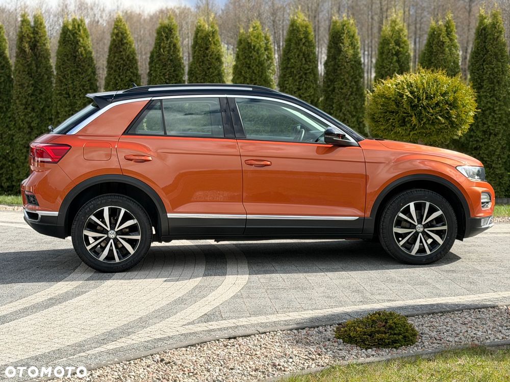 Volkswagen T-Roc - 9