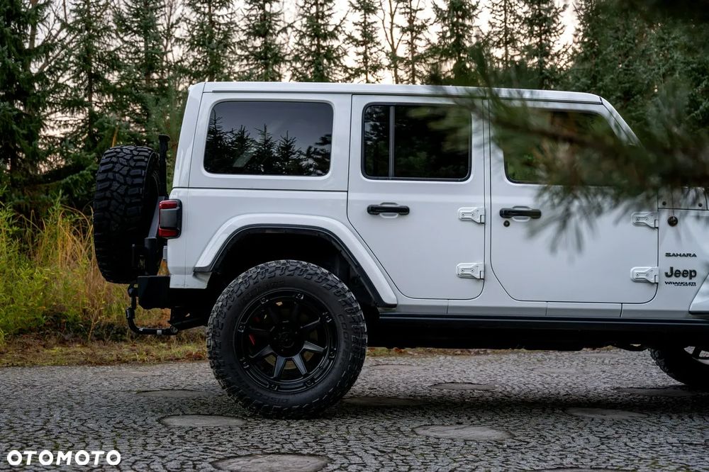 Jeep Wrangler Unlimited GME 2.0 Turbo Sahara - 16