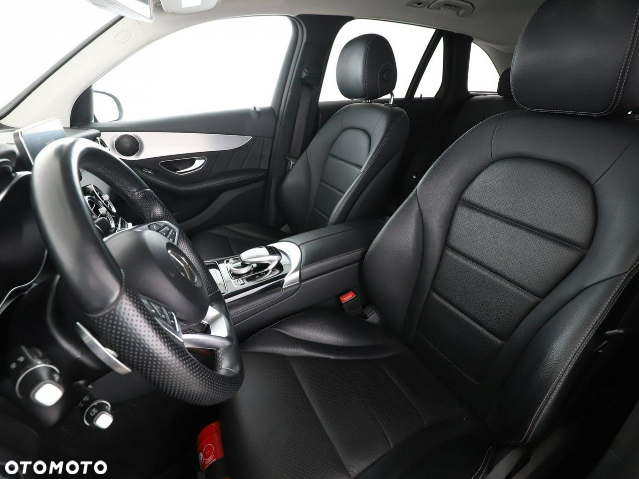 Mercedes-Benz GLC 350 e 4Matic 7G-TRONIC AMG Line - 13