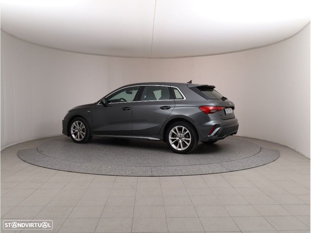 Audi A3 Sportback - 3