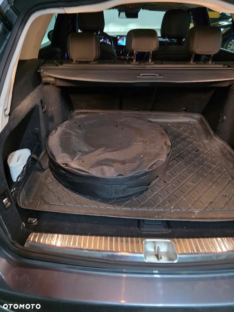 Mercedes-Benz Klasa C 180 9G-TRONIC Avantgarde - 19