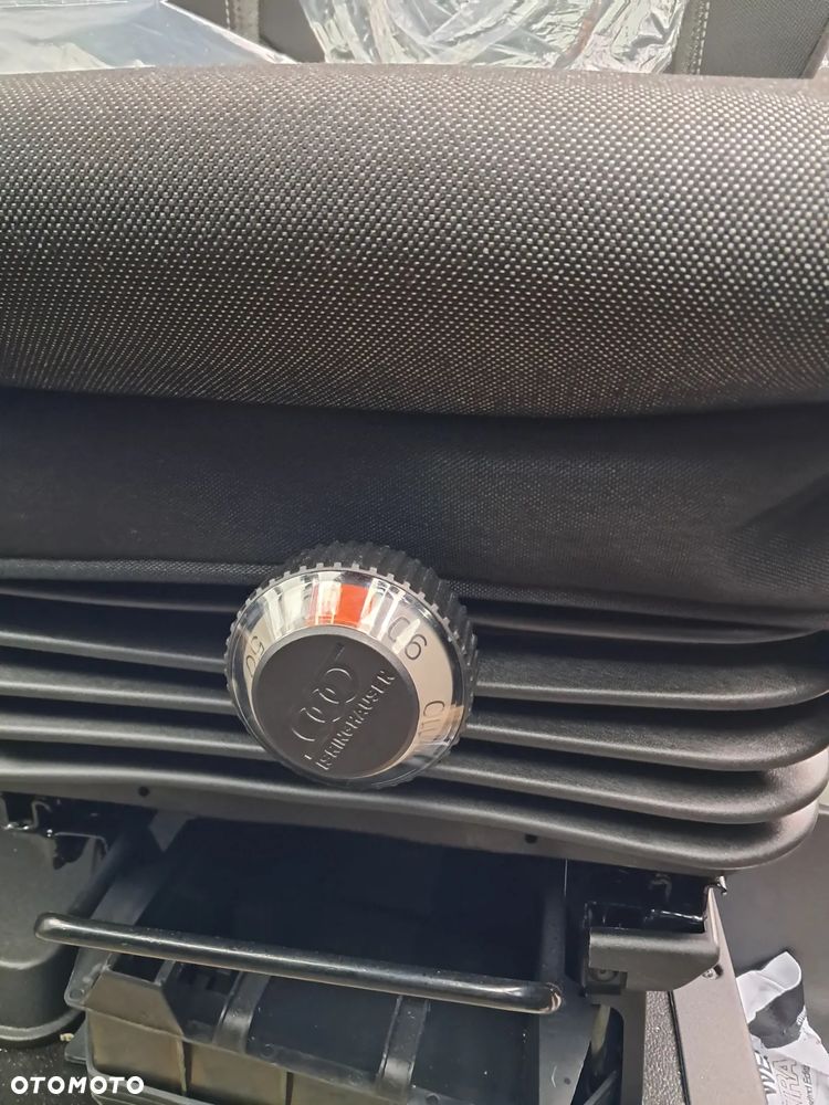 Iveco Daily / Pewny partner w biznesie ! - 20