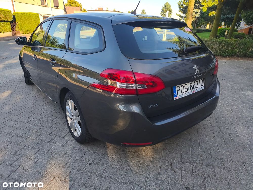 Peugeot 308 1.2 PureTech Allure S&S - 6