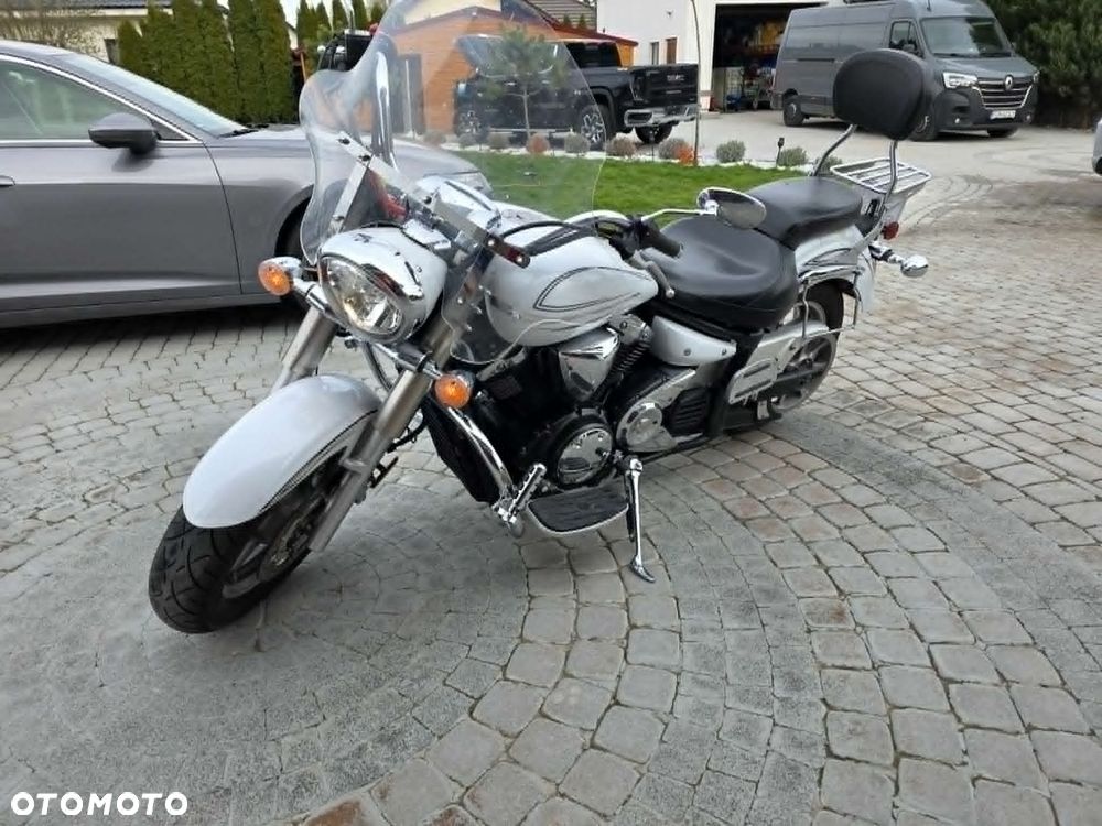 Yamaha XVS - 4