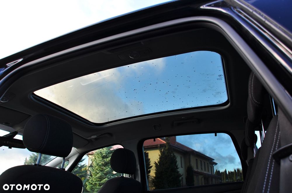 Ford S-Max 2.0 TDCi DPF Titanium X - 33