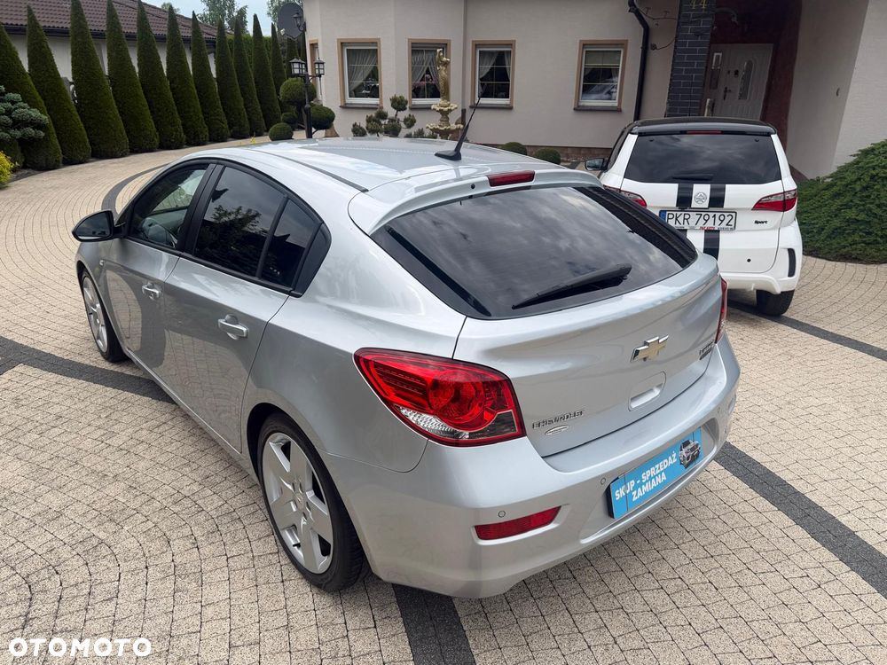 Chevrolet Cruze 2.0 LTZ - 3
