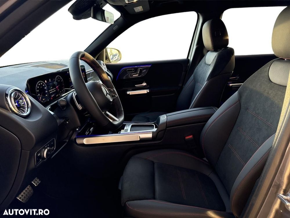 Mercedes-Benz GLB - 11