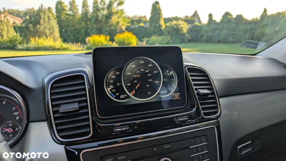Mercedes-Benz GLE 400 4-Matic 9G-TRONIC - 29