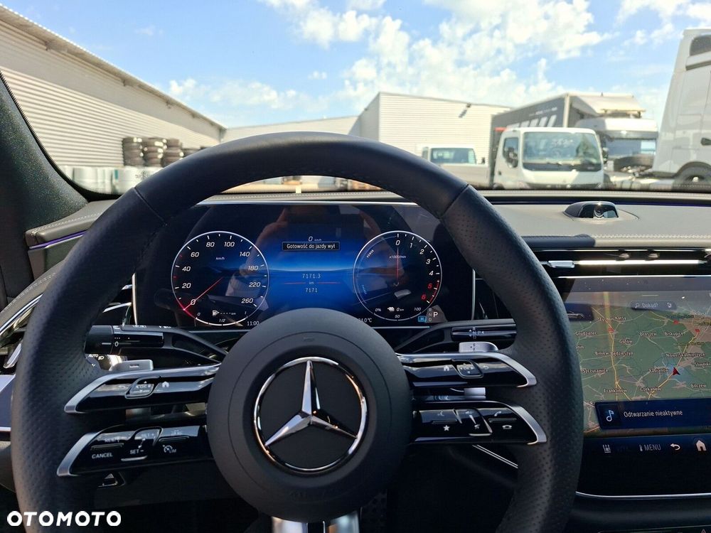 Mercedes-Benz Klasa E - 11