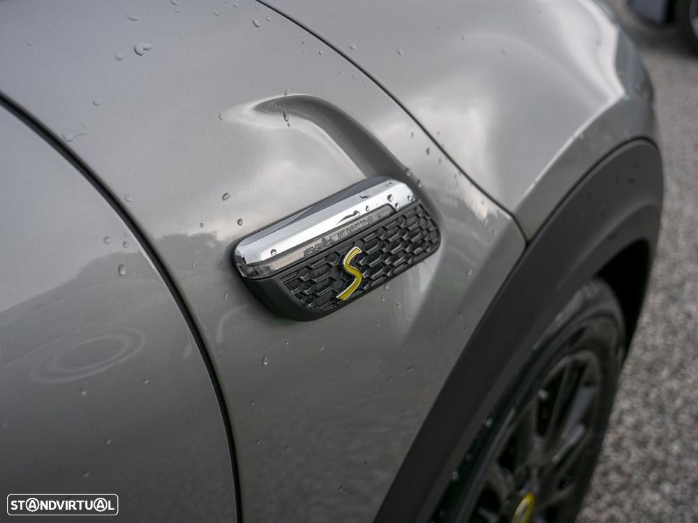 MINI 3 Portas Cooper SE - 17