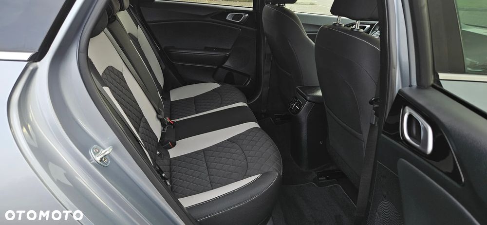 Kia Ceed 1.6 CRDi DCT GT Line - 8