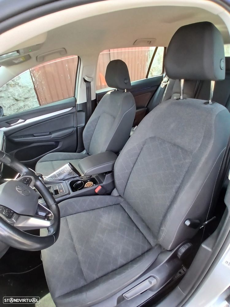 VW Golf Variant 2.0 TDi - 9