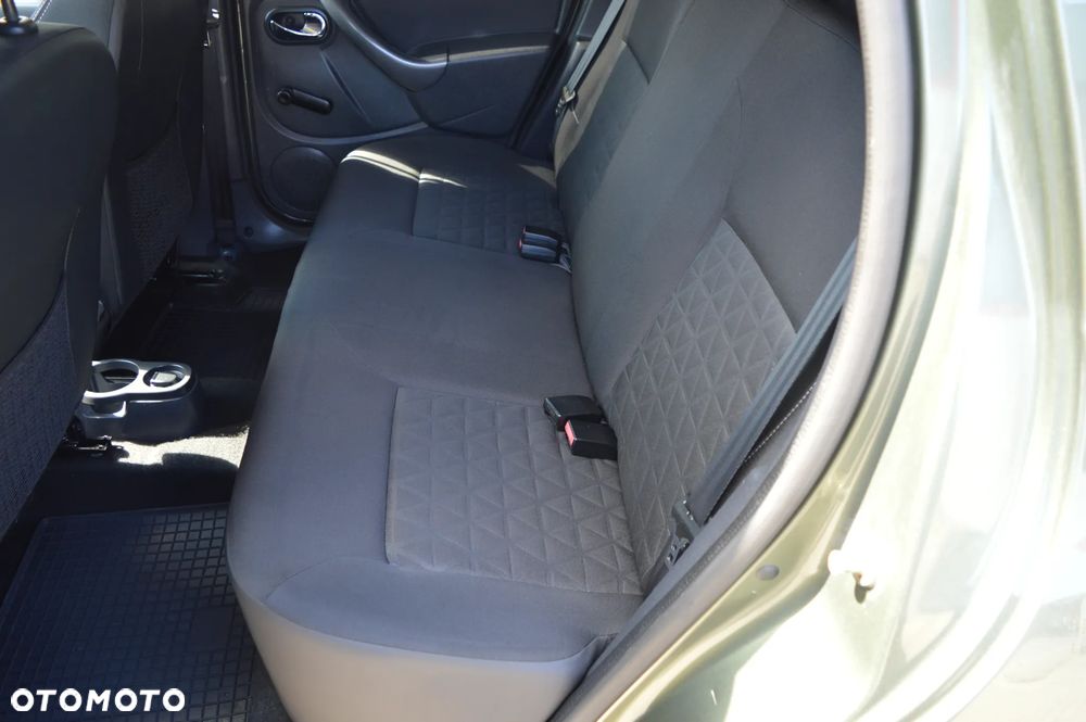 Dacia Duster 1.6 Laureate Euro5 - 14
