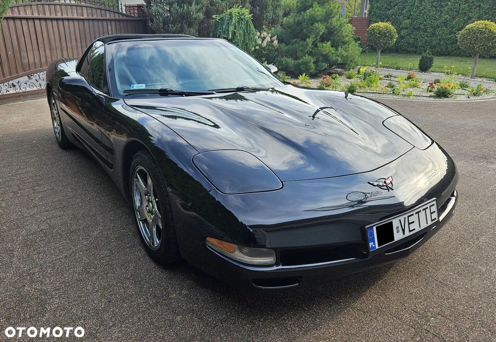 Chevrolet Corvette - 3
