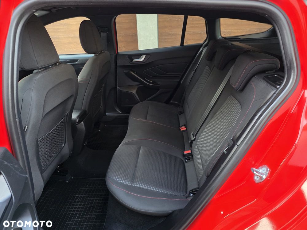 Ford Focus 2.0 EcoBlue ST-Line - 9