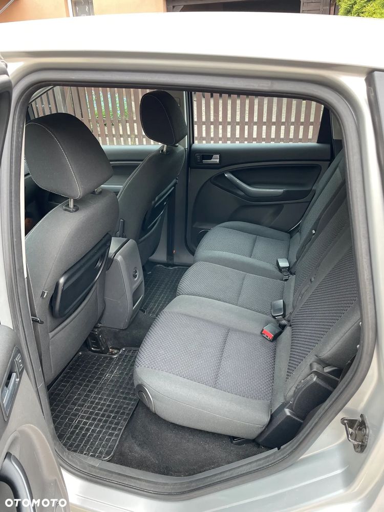 Ford C-MAX 1.8 Titanium - 9