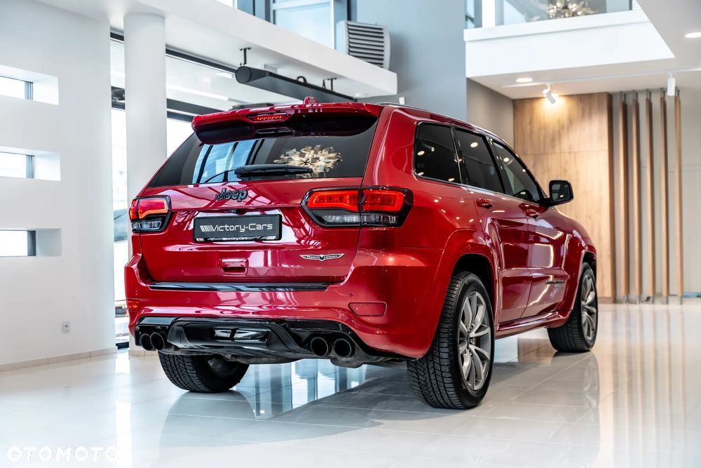 Jeep Grand Cherokee - 14