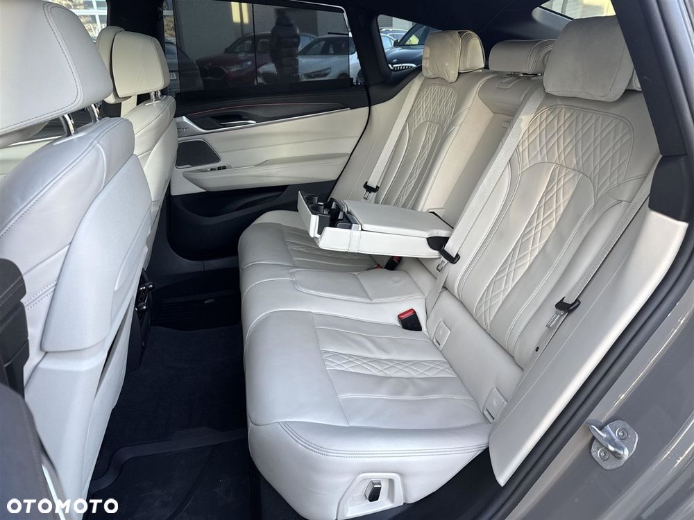 BMW Seria 6 - 23