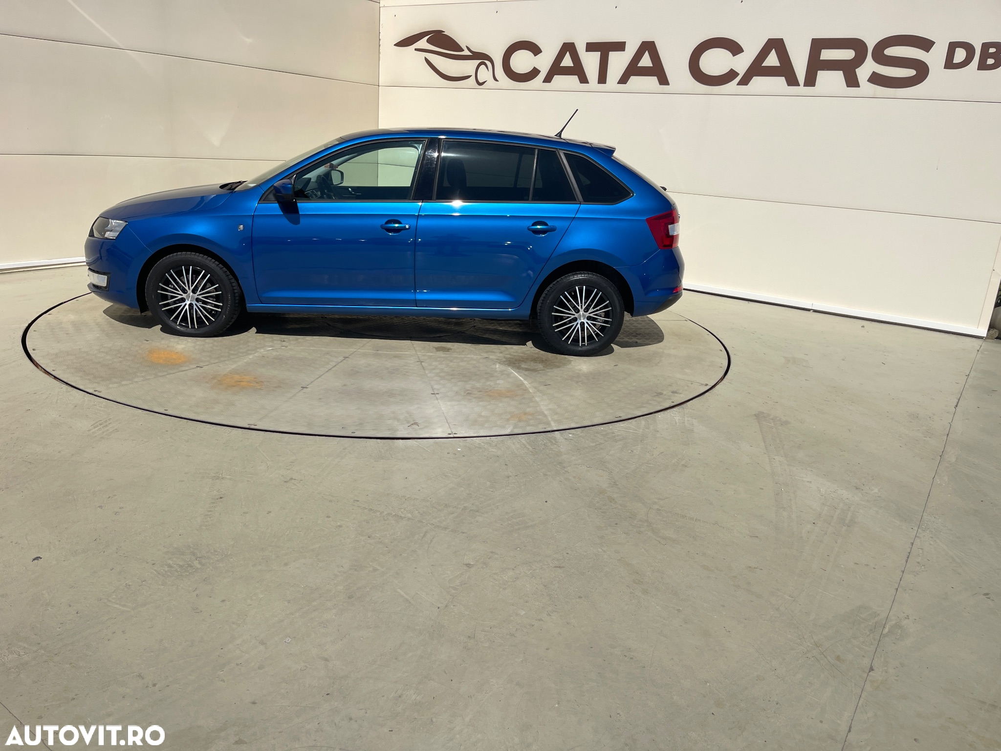 Skoda RAPID 1.6 TDI DSG Ambition - 8