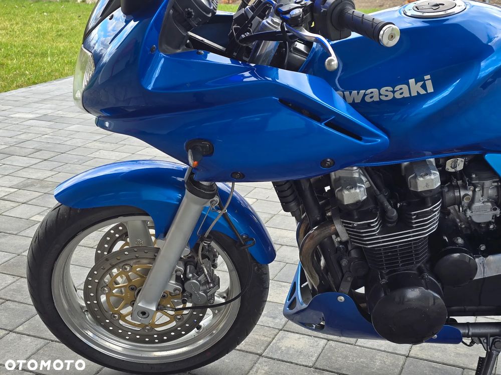 Kawasaki ZR - 31