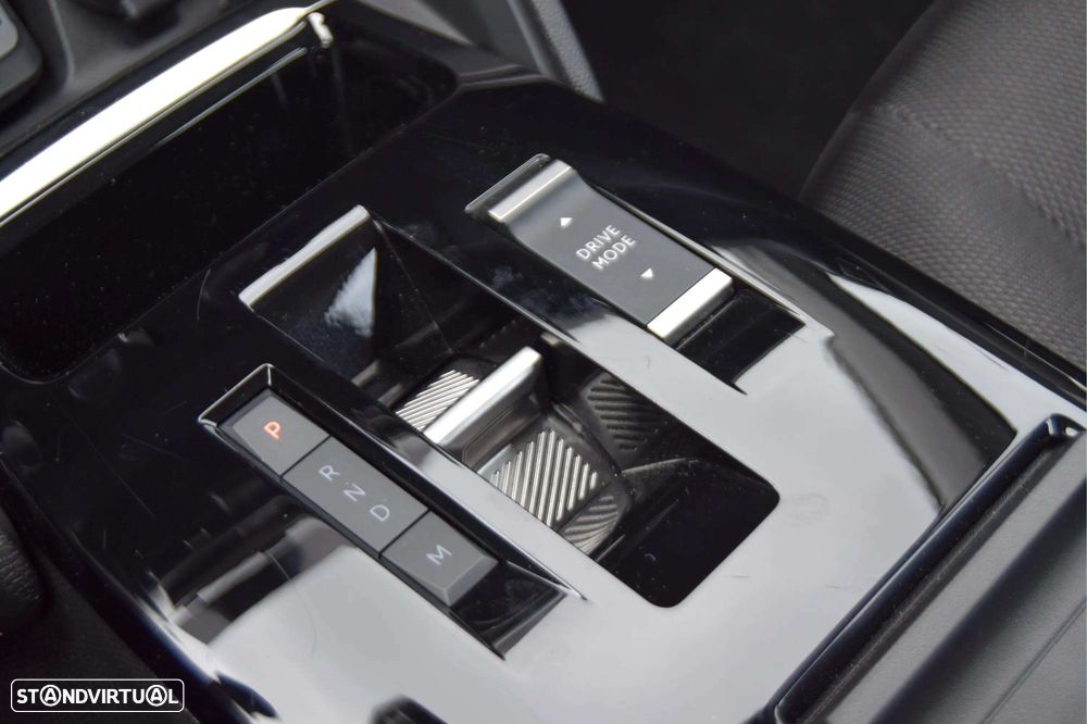 Citroën C4 1.2 Hybrid Plus e-DSC6 - 26