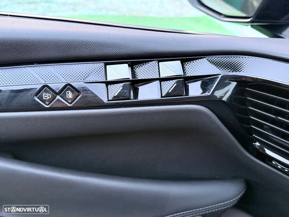 DS DS4 1.5 BlueHDi Trocadero EAT8 - 31