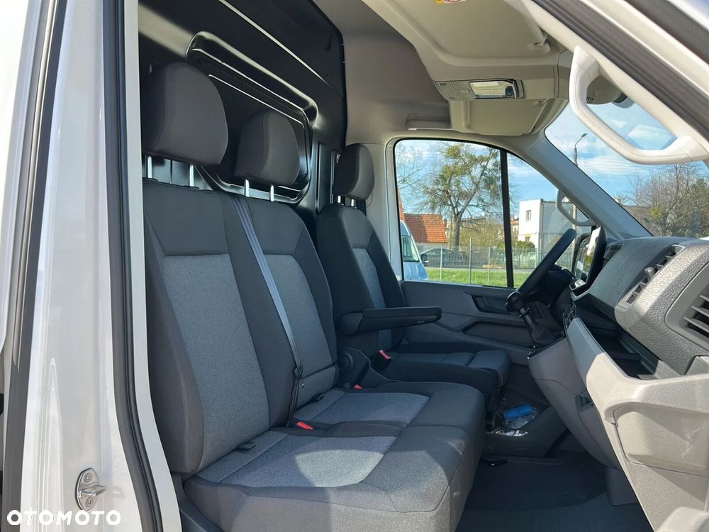 Volkswagen Crafter 35 Furgon LONG/L5H3, 2.0 BiTDI 140 KM, Wysoki dach, r. o. 4490mm - 17