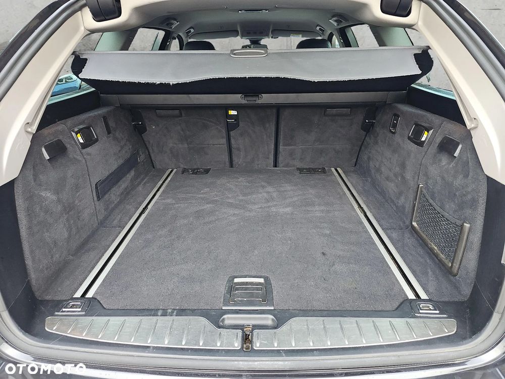 BMW Seria 5 525d - 18