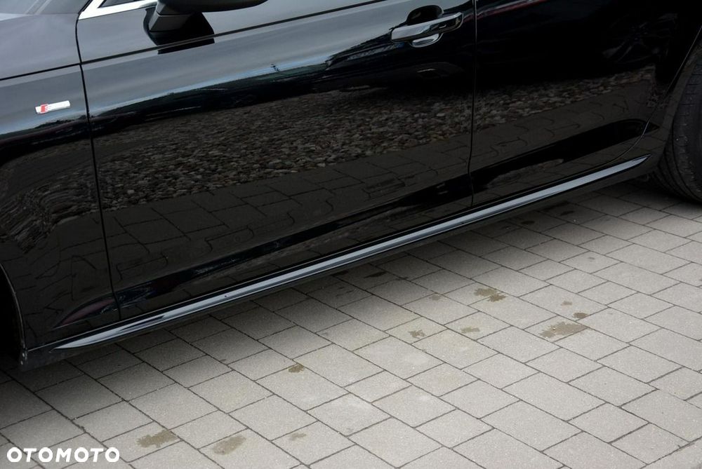 Audi A4 Avant 2.0 TDI ultra S tronic sport - 39