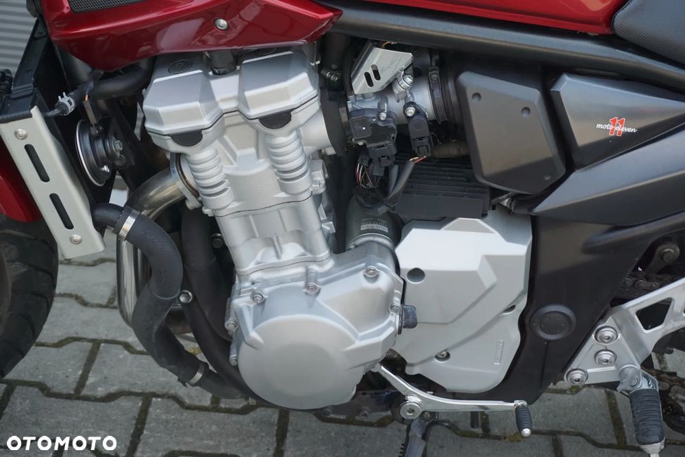 Suzuki Bandit - 20