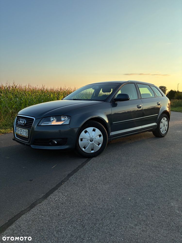 Audi A3 Sportback 1.4 TFSI Ambiente - 1