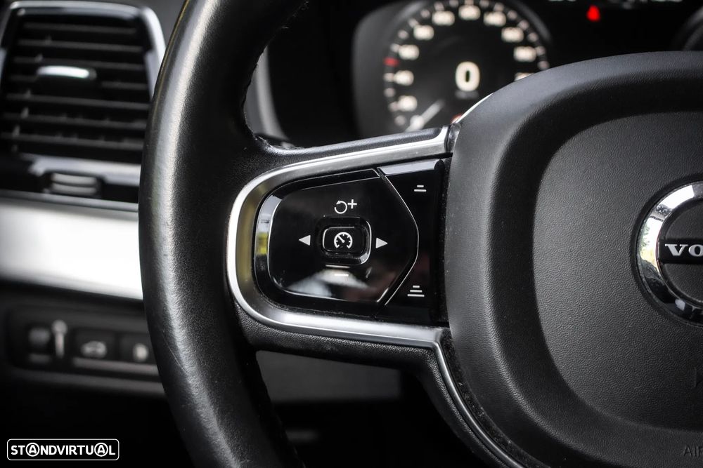 Volvo XC 90 T8 AWD Twin Engine Geartronic Momentum - 14
