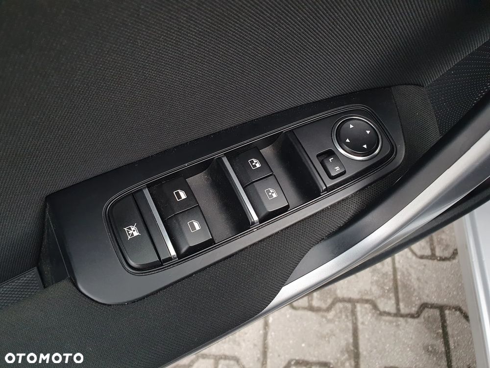 Kia Ceed 1.5 T-GDI M DCT - 29