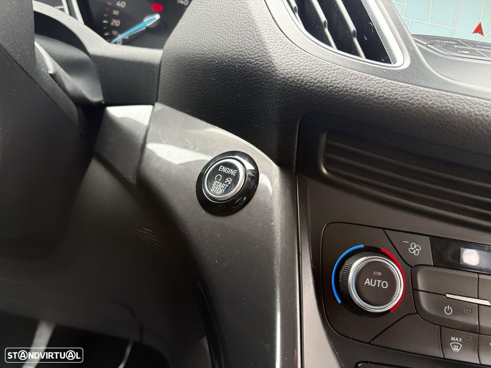 Ford C-Max 1.5 TDCi Titanium S/S - 23