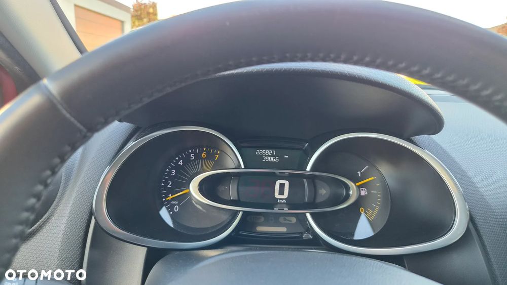 Renault Clio ENERGY TCe 90 Start & Stop LIMITED - 24