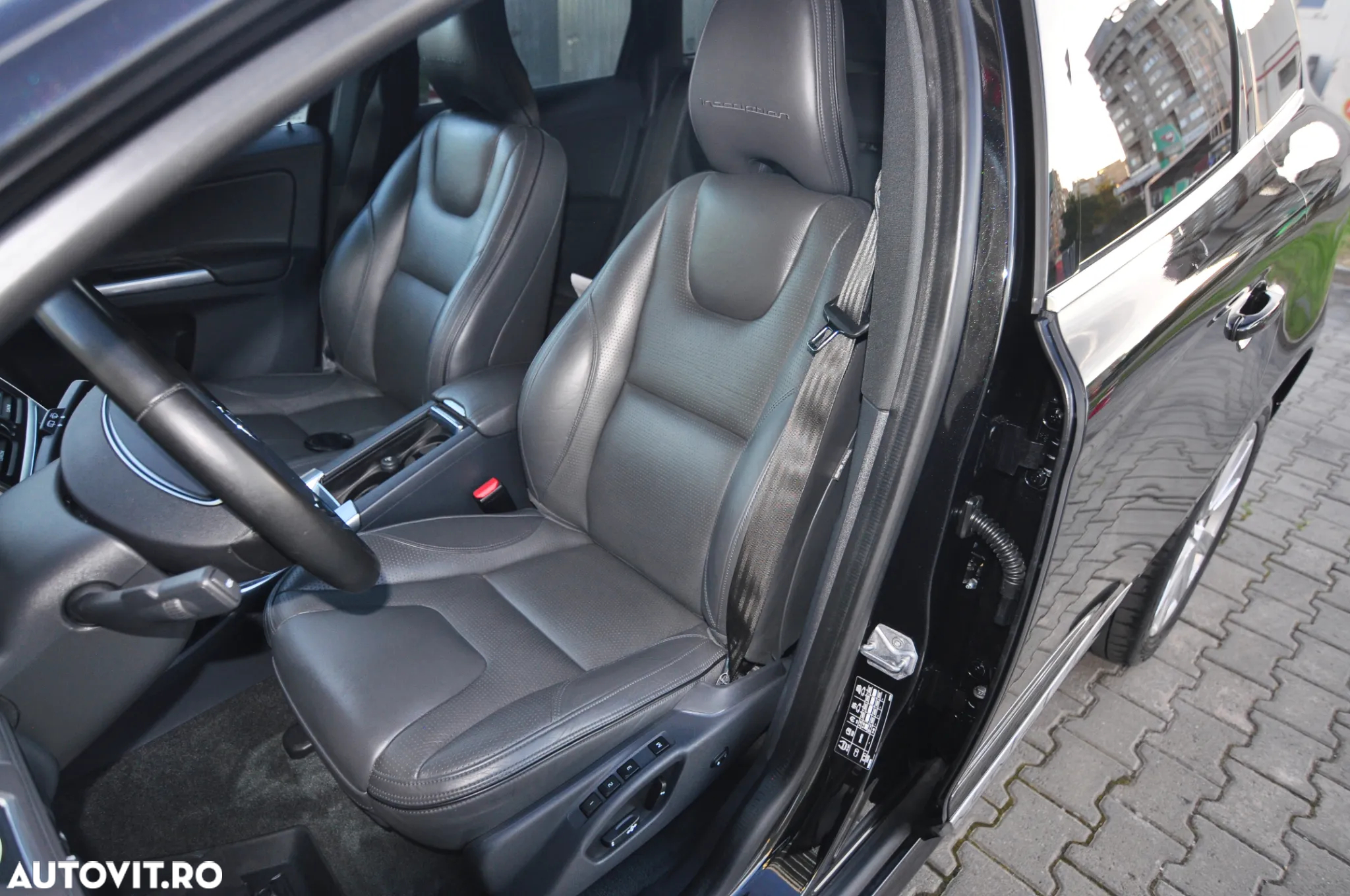 Volvo XC 60 D5 AWD Geartronic Linje Inscription - 7