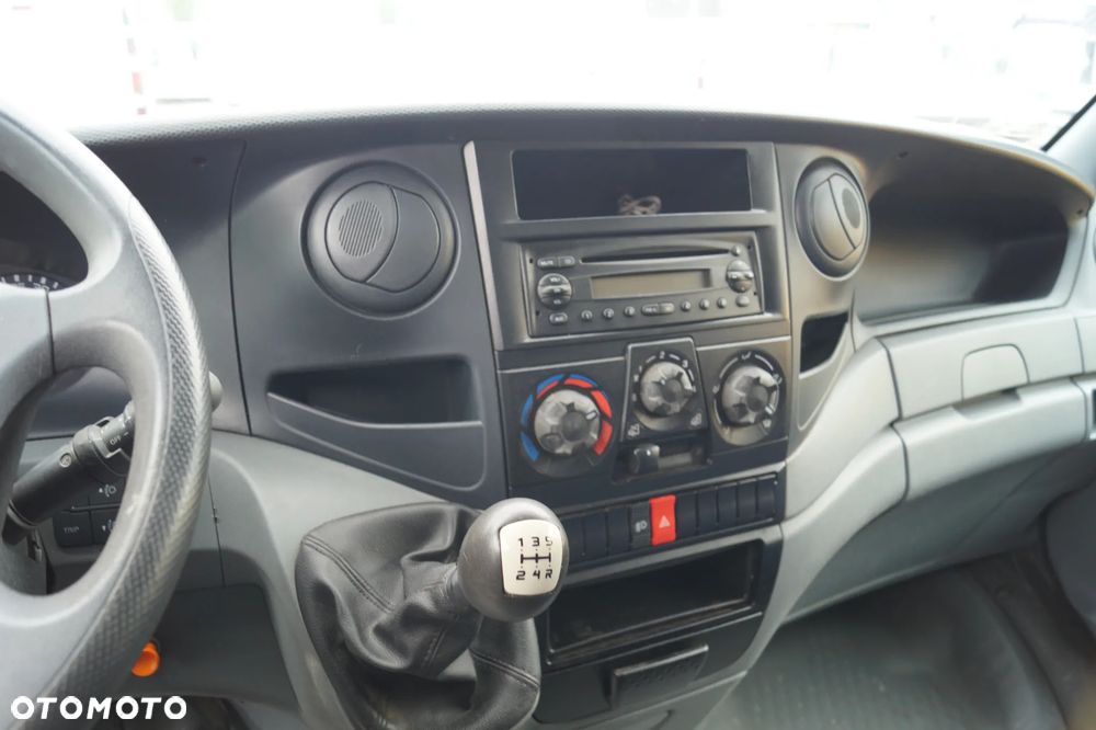 Iveco Daily - 25