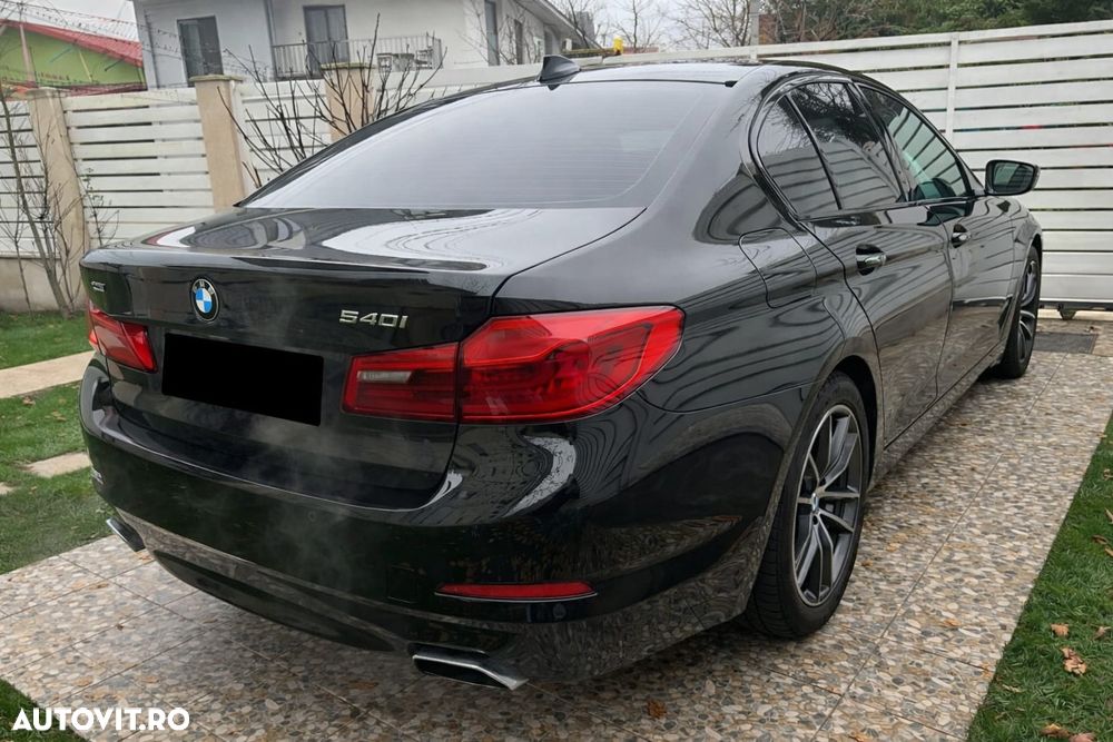 BMW Seria 5 540i xDrive Aut. Luxury Line - 3