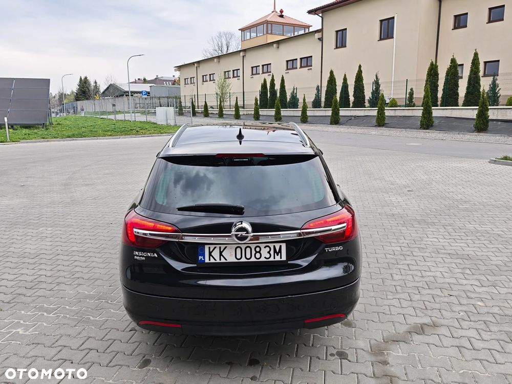 Opel Insignia 1.6 SIDI Turbo Touer Innovation - 10
