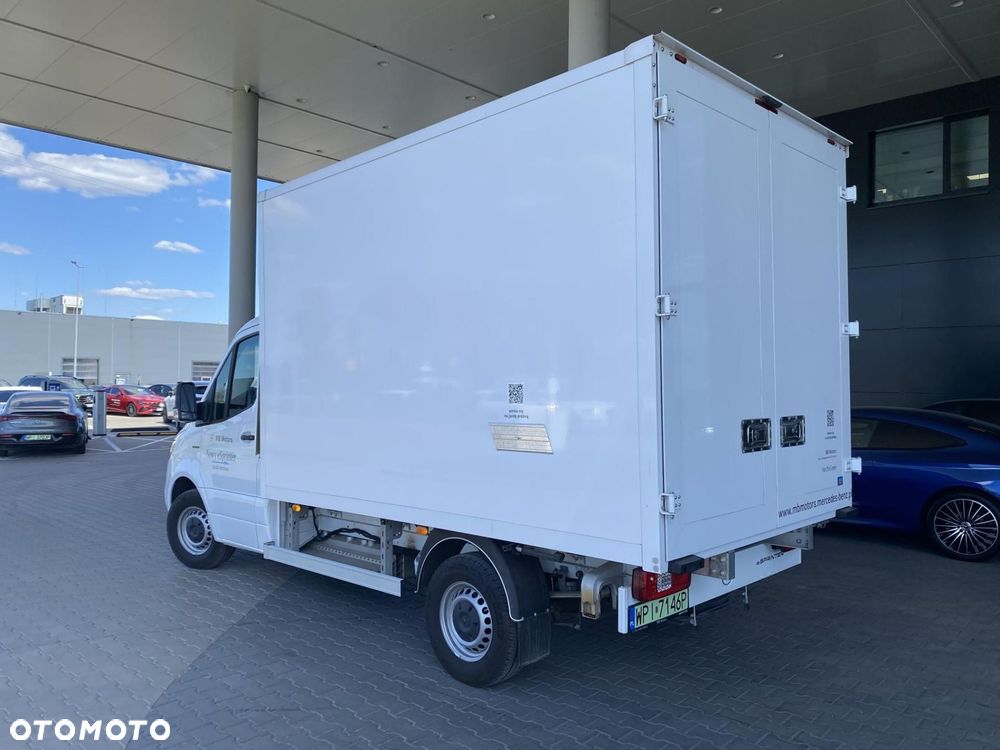 Mercedes-Benz Sprinter - 6
