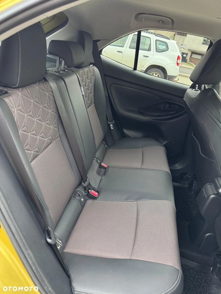 Toyota Yaris Cross Hybrid 1.5 Executive 4x4 - 28